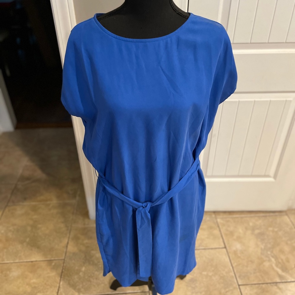Royal blue Gap women’s dress w belt/pocket